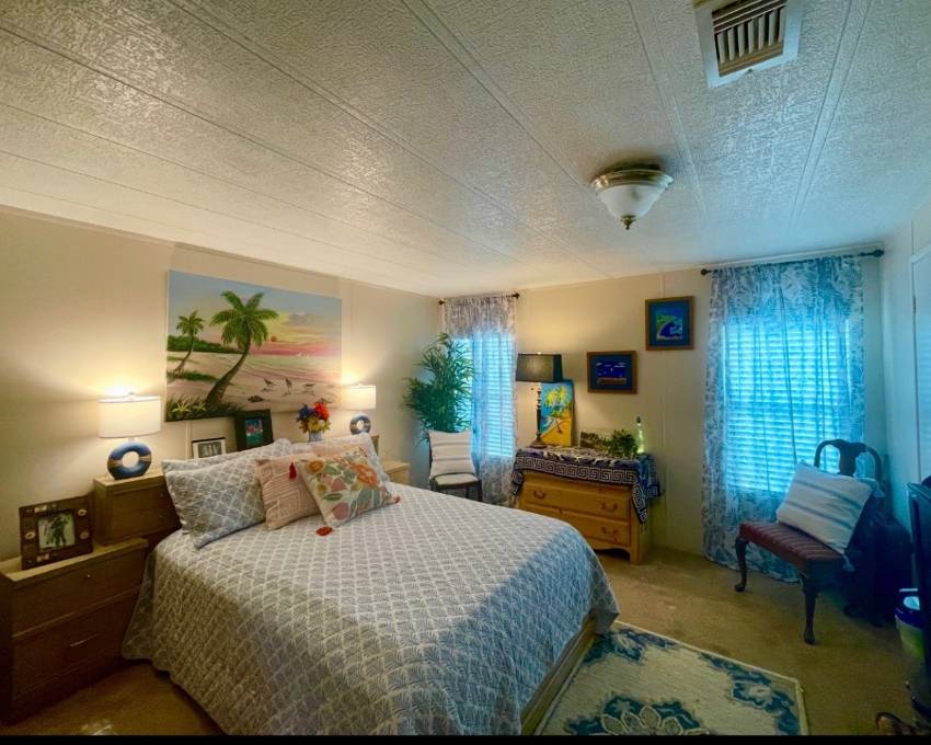 8108 Lakeview Dr N a Ellenton, FL Mobile or Manufactured Home for Sale